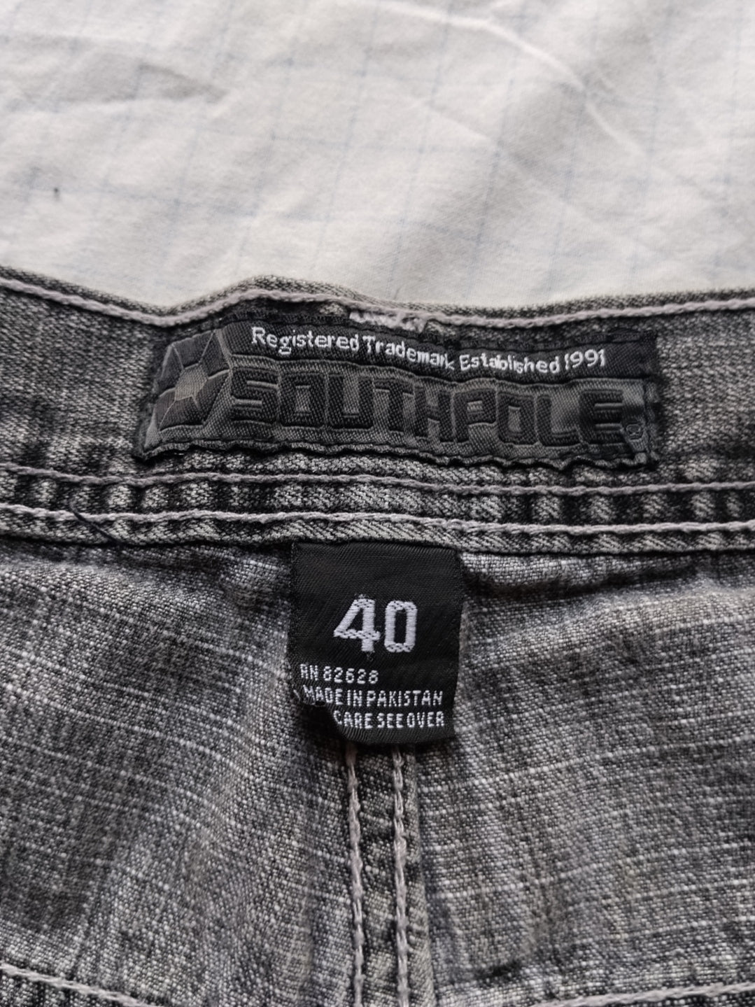 Southpole W40 Brown Tab Baggy Jorts Y2k