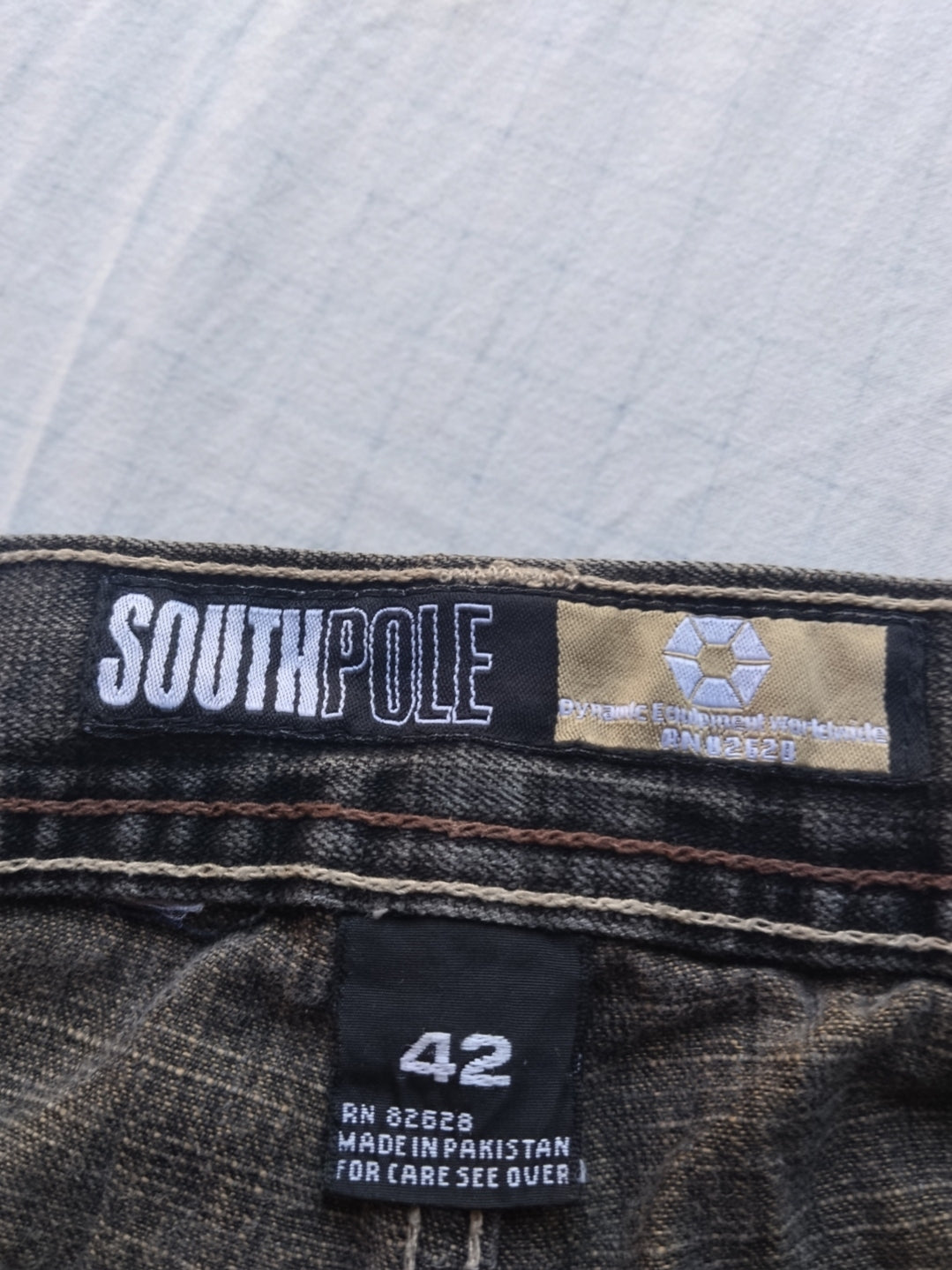Southpole W42 Cream Tabs Vintage Baggy Jeans Y2k
