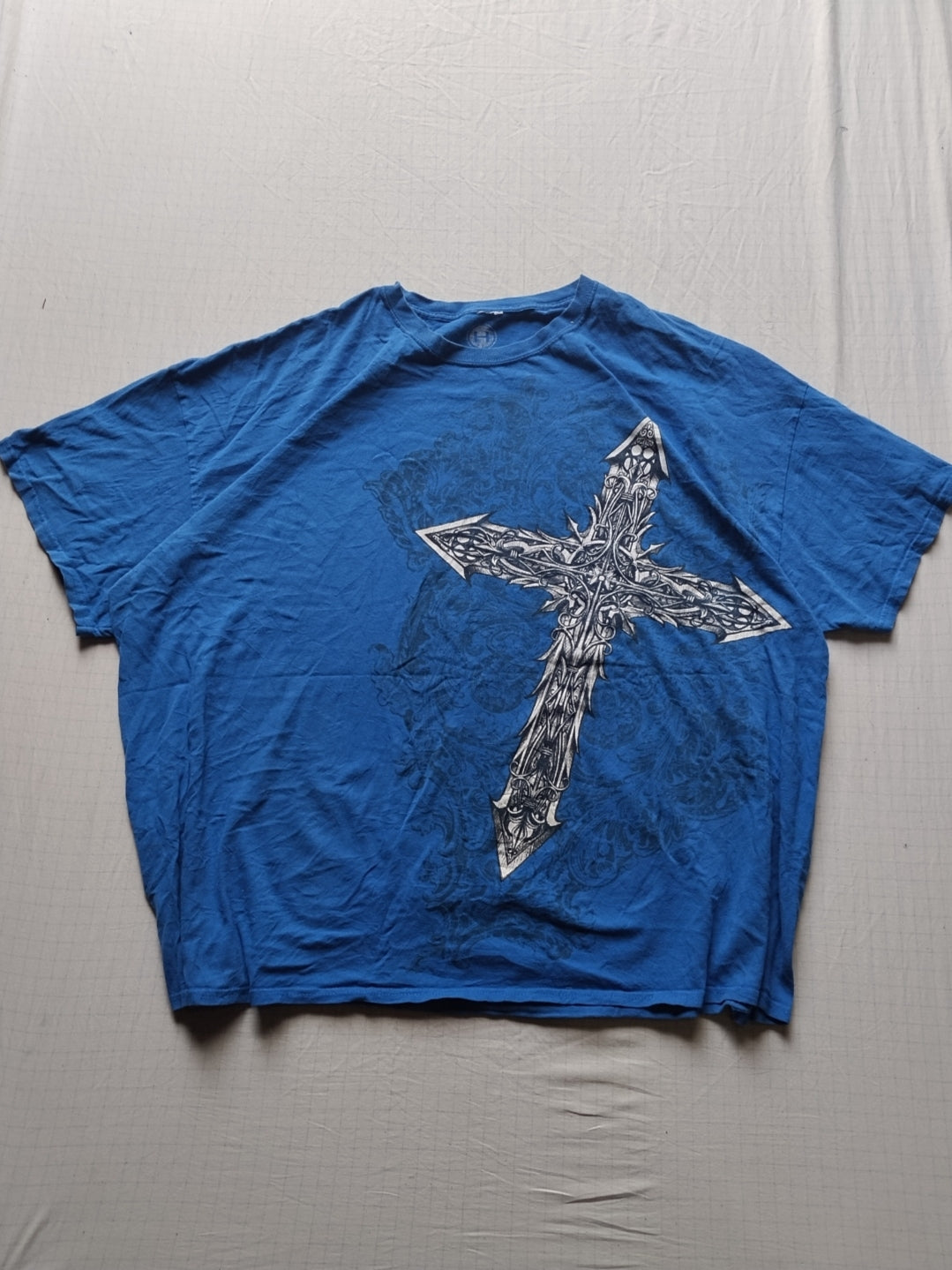 Hybrid 4XL Cross Y2k T-Shirt Gothic
