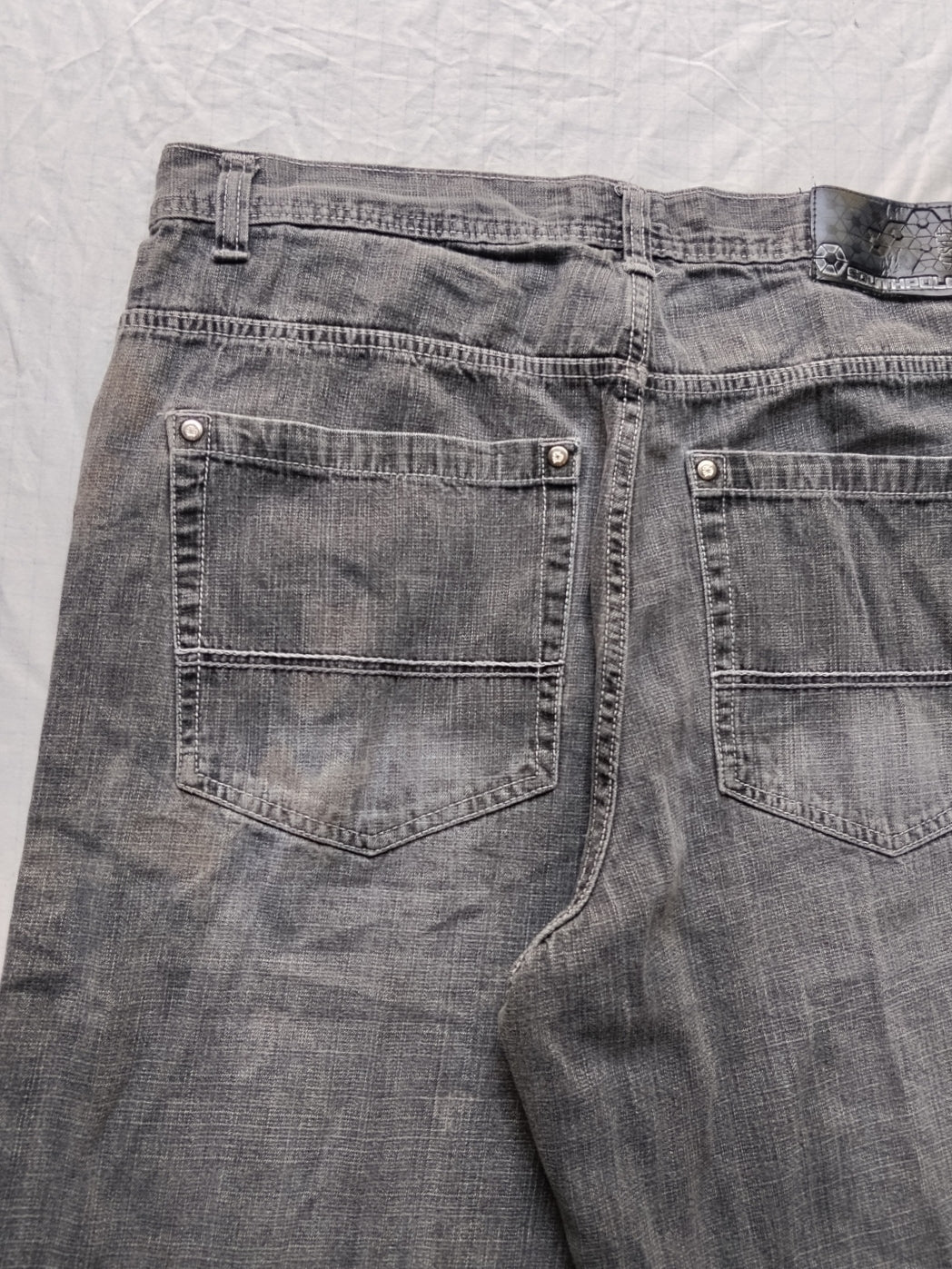 Southpole W40 Brown Tab Baggy Jorts Y2k