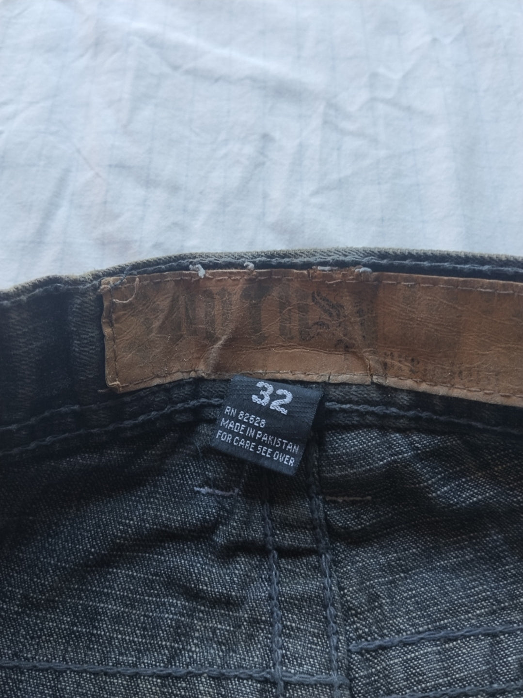 Southpole W32 Premium Baggy Jeans Y2k Embroidered