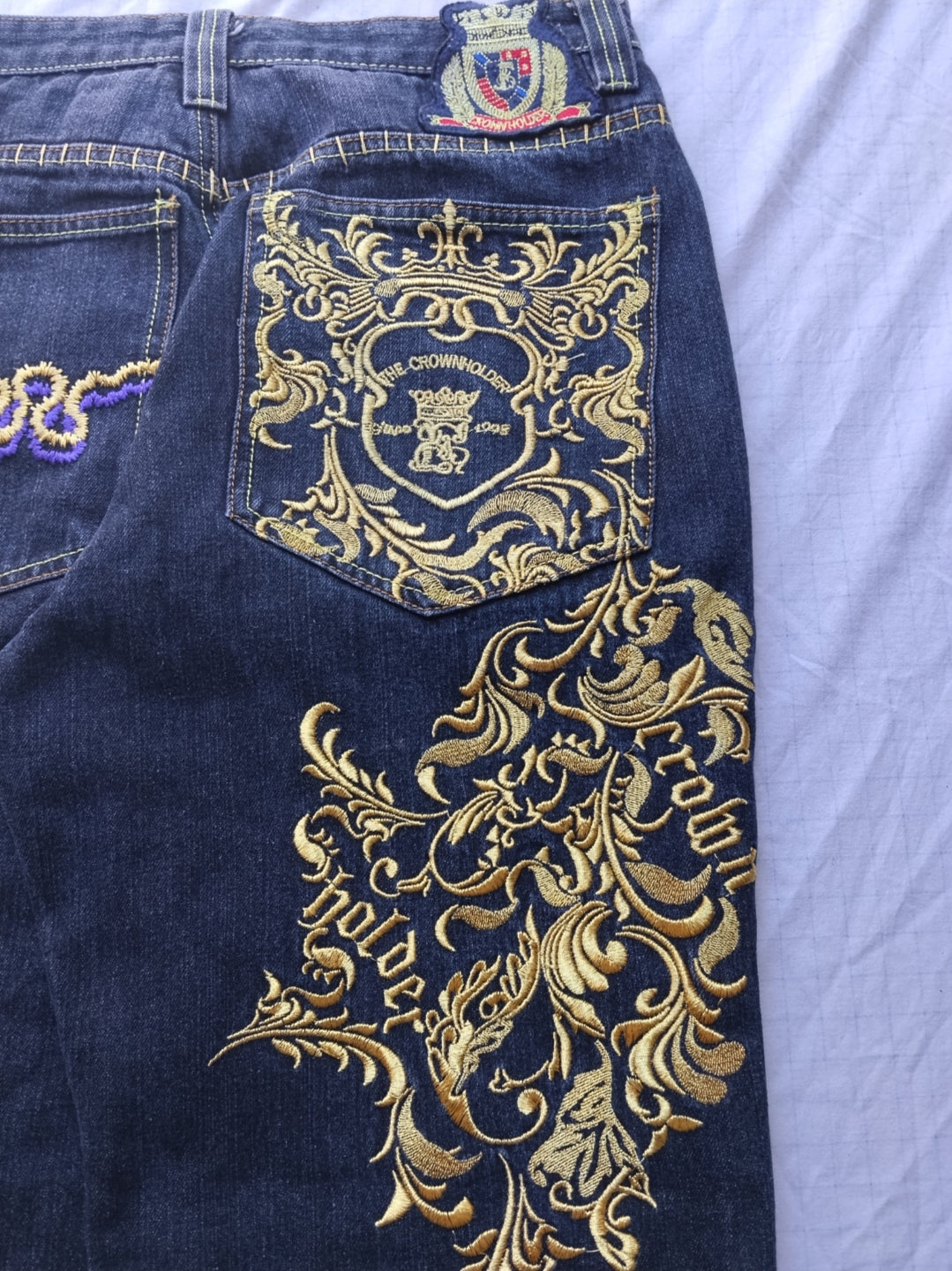Crown Holder W32 Baggy Jeans Y2k Embroidered Gold
