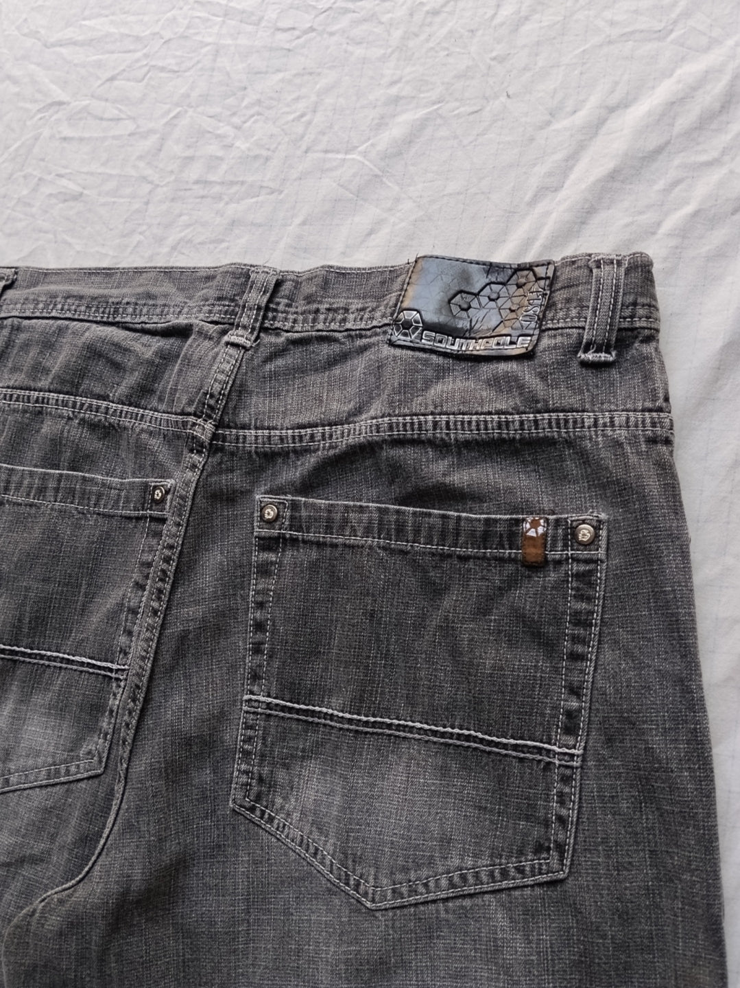 Southpole W40 Brown Tab Baggy Jorts Y2k
